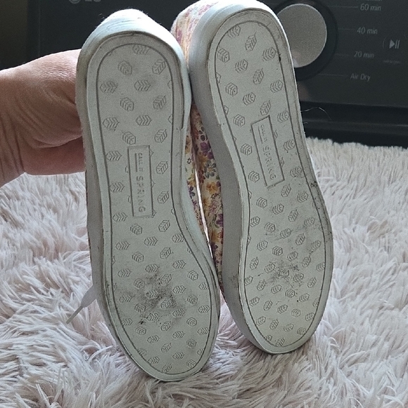 Call It Spring Cream and White Floral Loafers Summer Women's Shoes US 6 - Picture 5 of 7